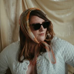 Meet your Posher, Laura